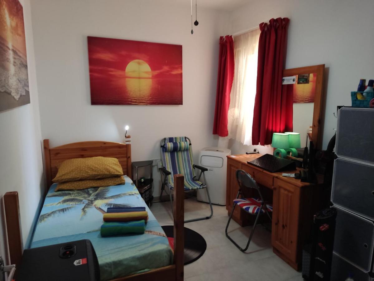 Modern Confortable Room For 1 Person Only In A Shared Flat Close To Beach Mellieħa Екстериор снимка